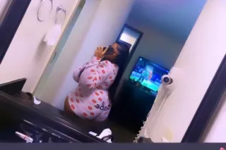 (PLUG NEEDED‼)🥵COME SEE YOUR FAV BBW CARAMEL HONEYPOT🍯🍭 THICK THIGHS PRETTY EYES👀✨CRAZY THROAT💦 AVAILABLE 24/7👅 - Image 11