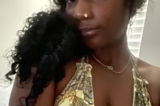 Sweet girl looking for fun 😏 - Image 2