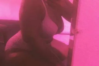 60bbj 80qv until 11am✨ Classy, Drama-Free Escape 💎 Worth Your while✨ - Image 9