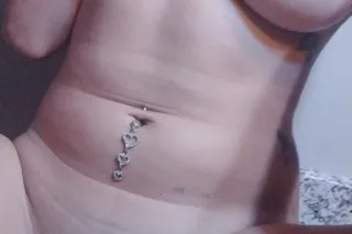 Cum Have Fun With A Tall Lightskin Baddie😋😍 - Image 4